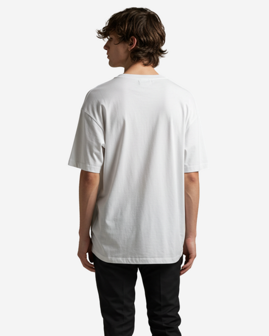 BLIND BEAUTY Oversized T-Shirt